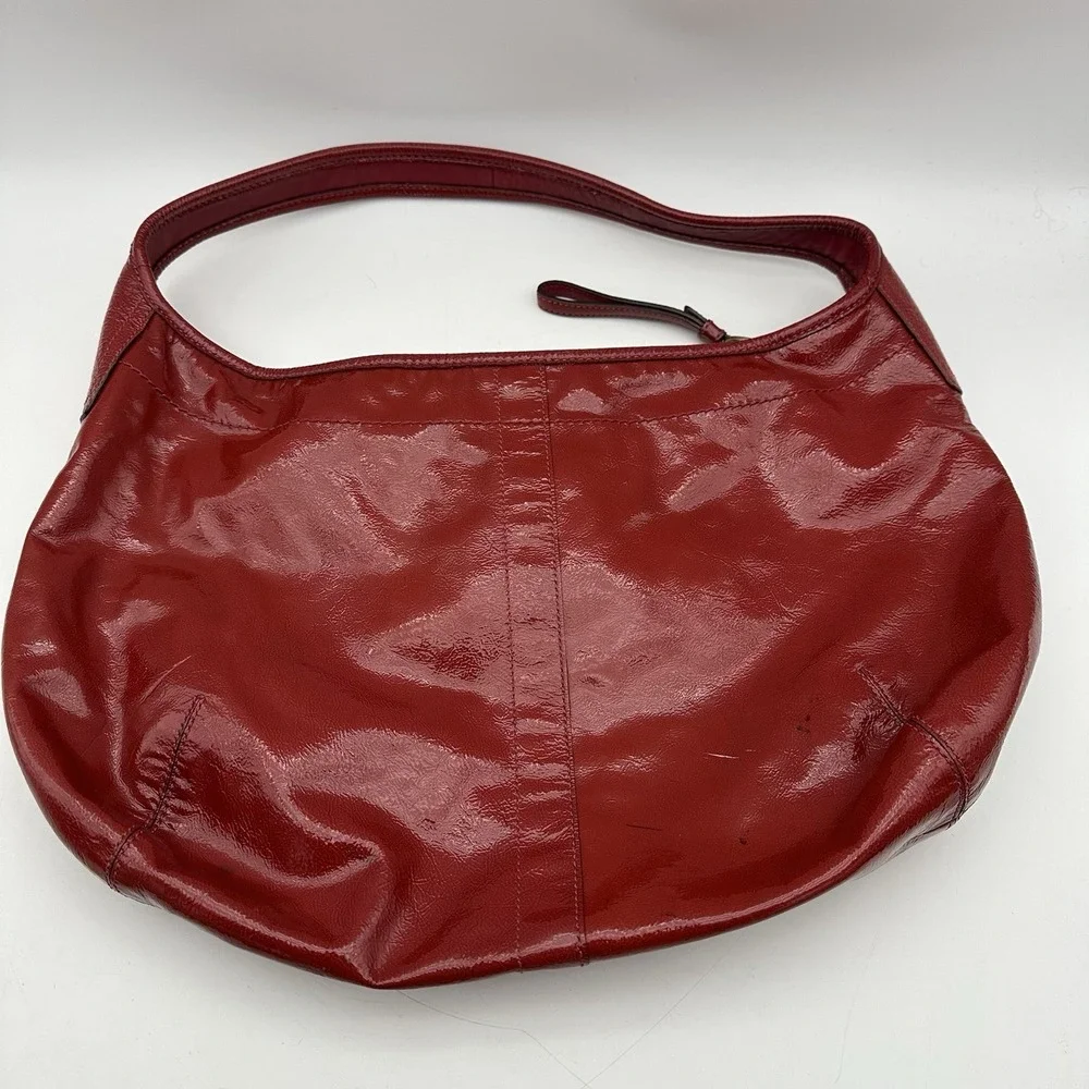 VTG Rare Coach Ergo Turnlock Crushed Patent Leather Shoulder Red Hobo Bag 11009